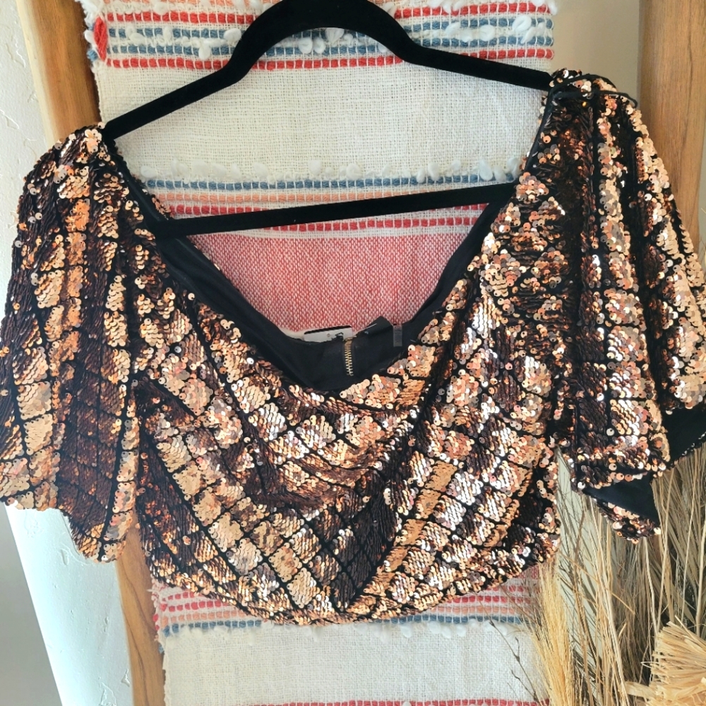 Winsor sequin crop top